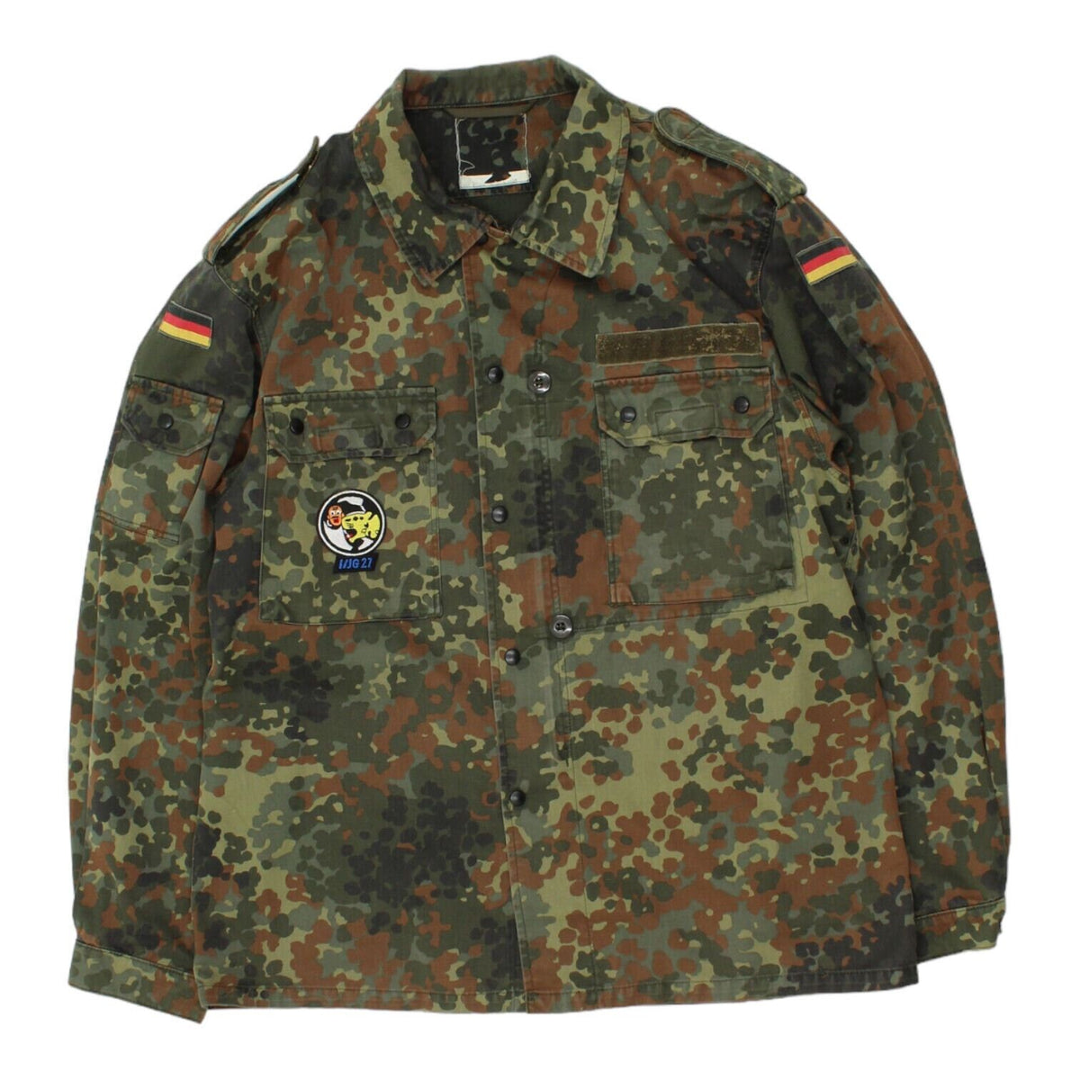 Vintage Mens Green Camo German Military Jacket High End Army Surplus VTG Graphic Tee – Feel-Good Design · Perfect For Daily Wear