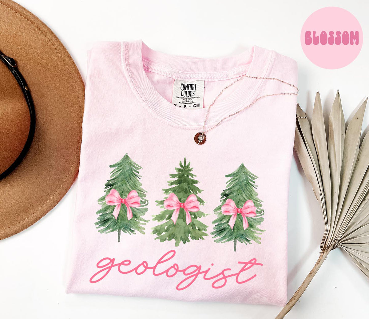 Geologist Christmas Shirt Geology Shirt Gifts Pink Christmas Shirt Comfort Colors Coquette Tshirt Bow Tee Women Graphic Tee – Everyday Comfort · Must-Have Style