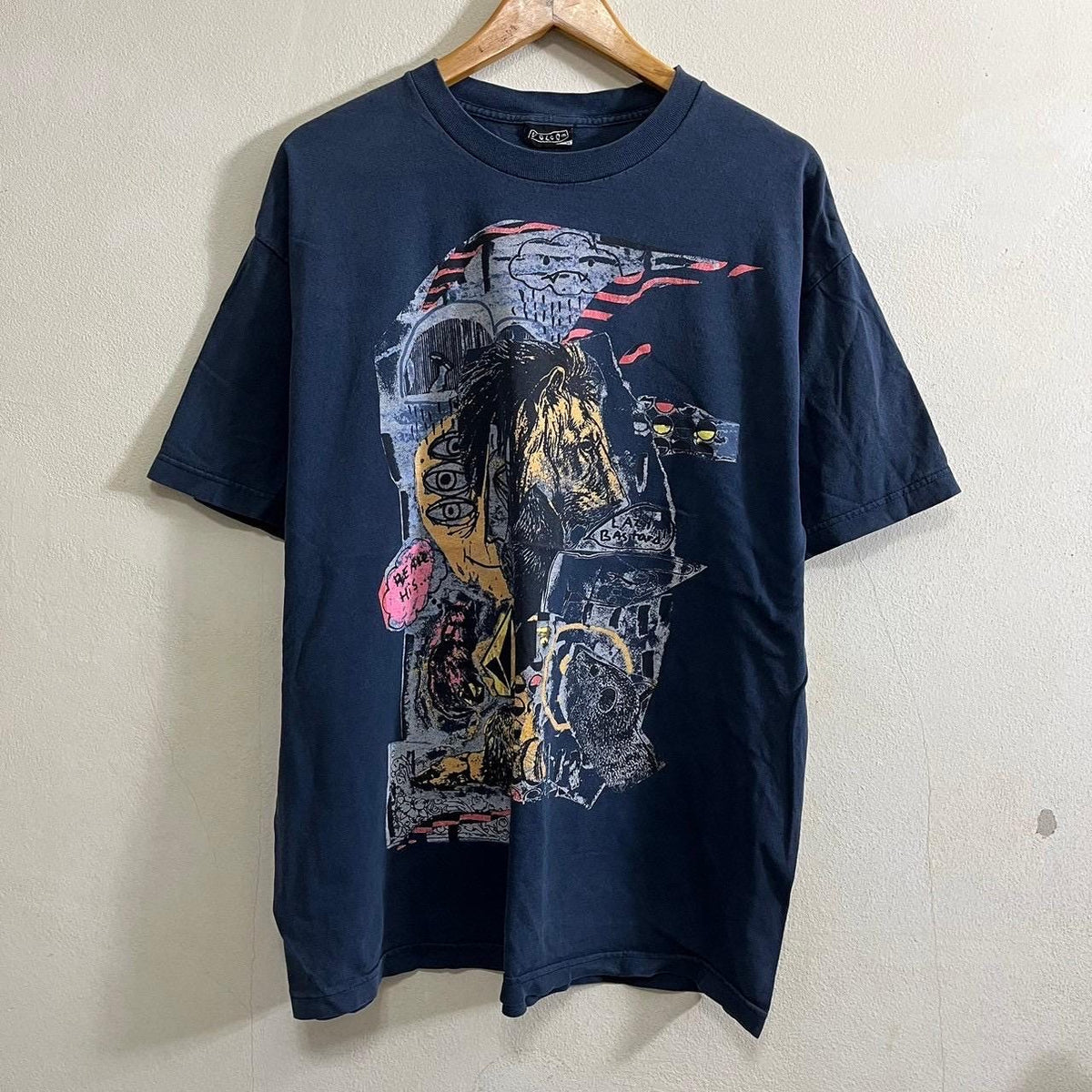 Vintage Volcom T shirt Graphic Tee – Cozy Vibes · Must-Have Style