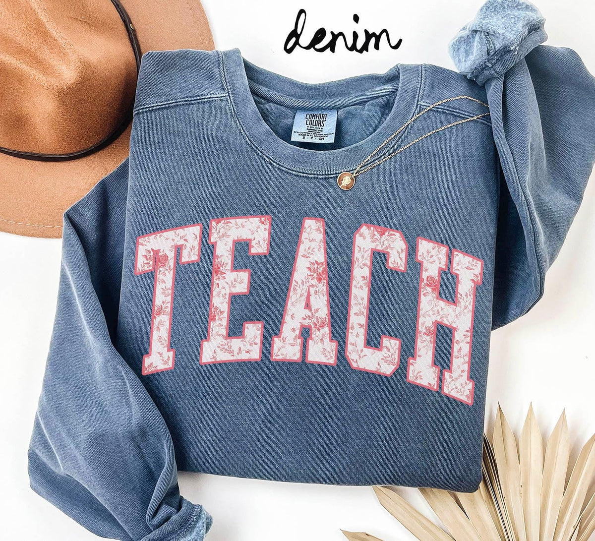 Teacher Appreciation Sweatshirt Teach Gifts Graduation Gifts Pink Toile Crewneck Chinoiserie Shirt for Women Sweatshirt – Aesthetic Look · Trending Graphic Apparel